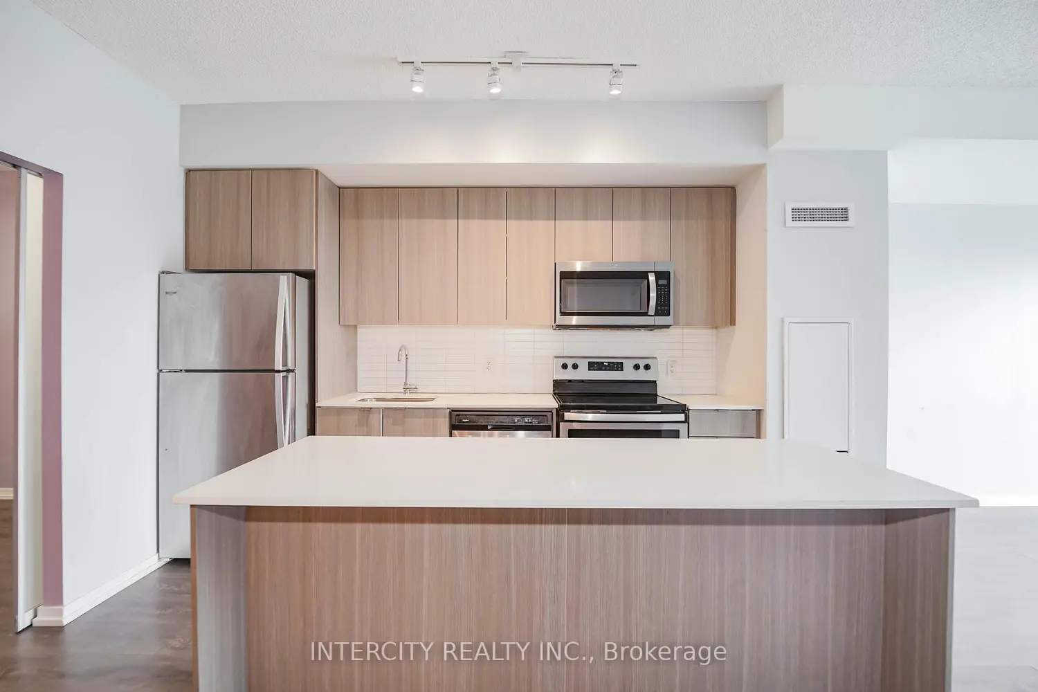 Additional image 11 of 3237 Bayview Avenue 611