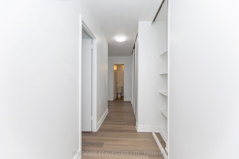 Additional image 8 of 1005-940 Caledonia Road, Toronto, ON, M6B 3Y4