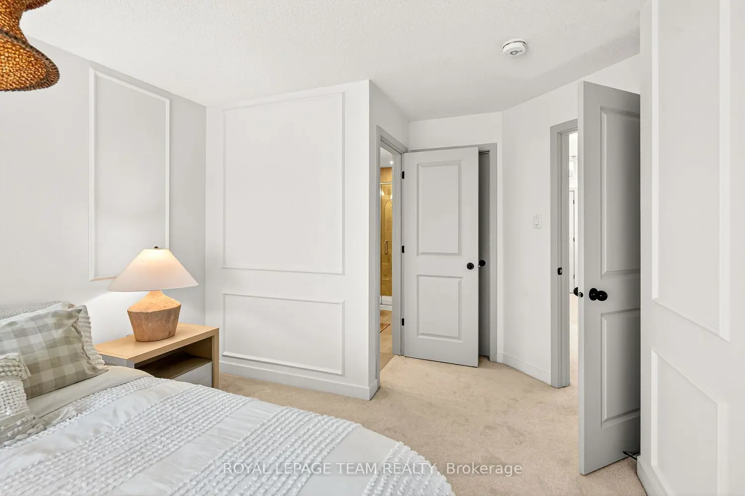 1009 Acoustic Way photo 3