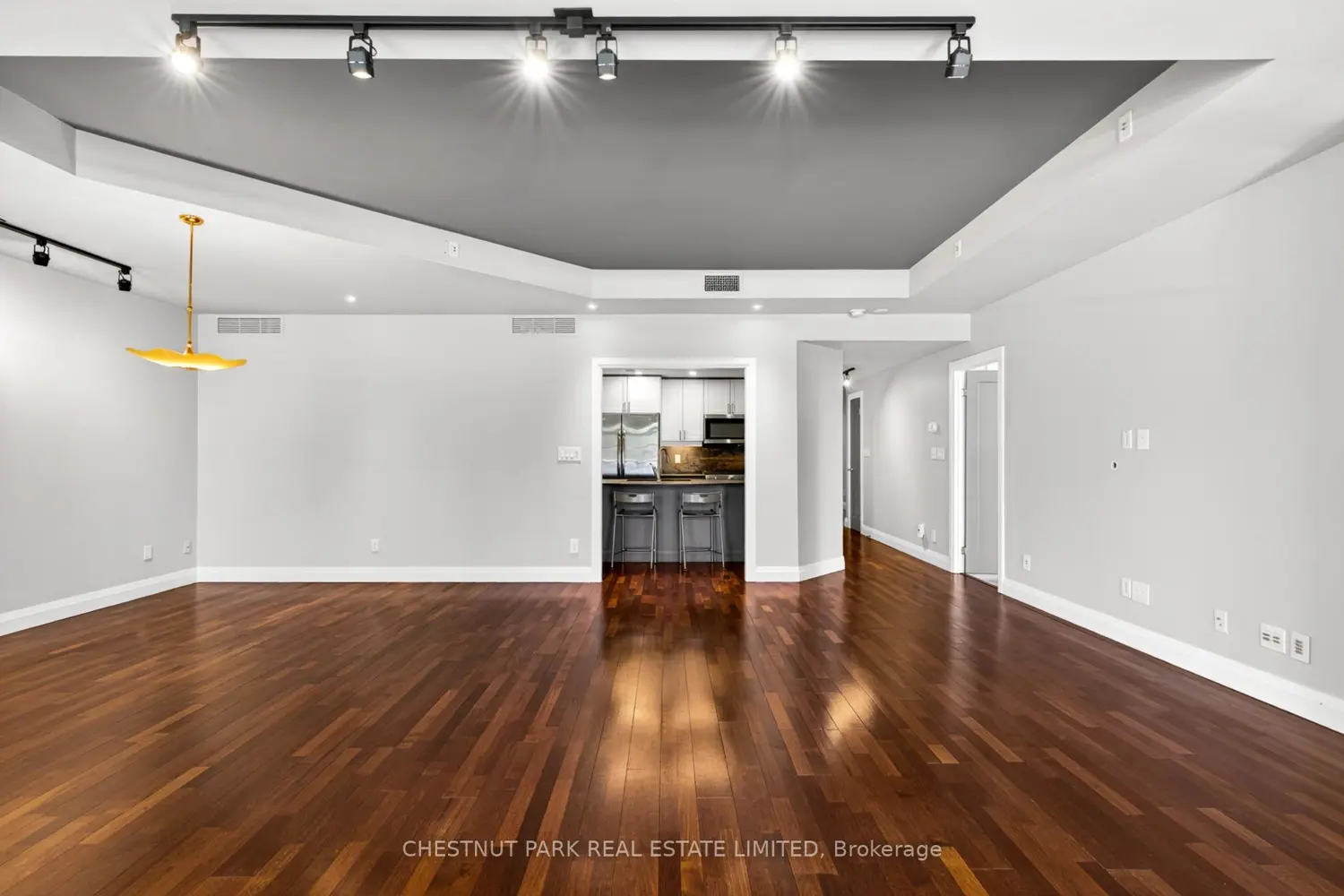 Additional image 17 of 21 Shaftesbury Avenue 203