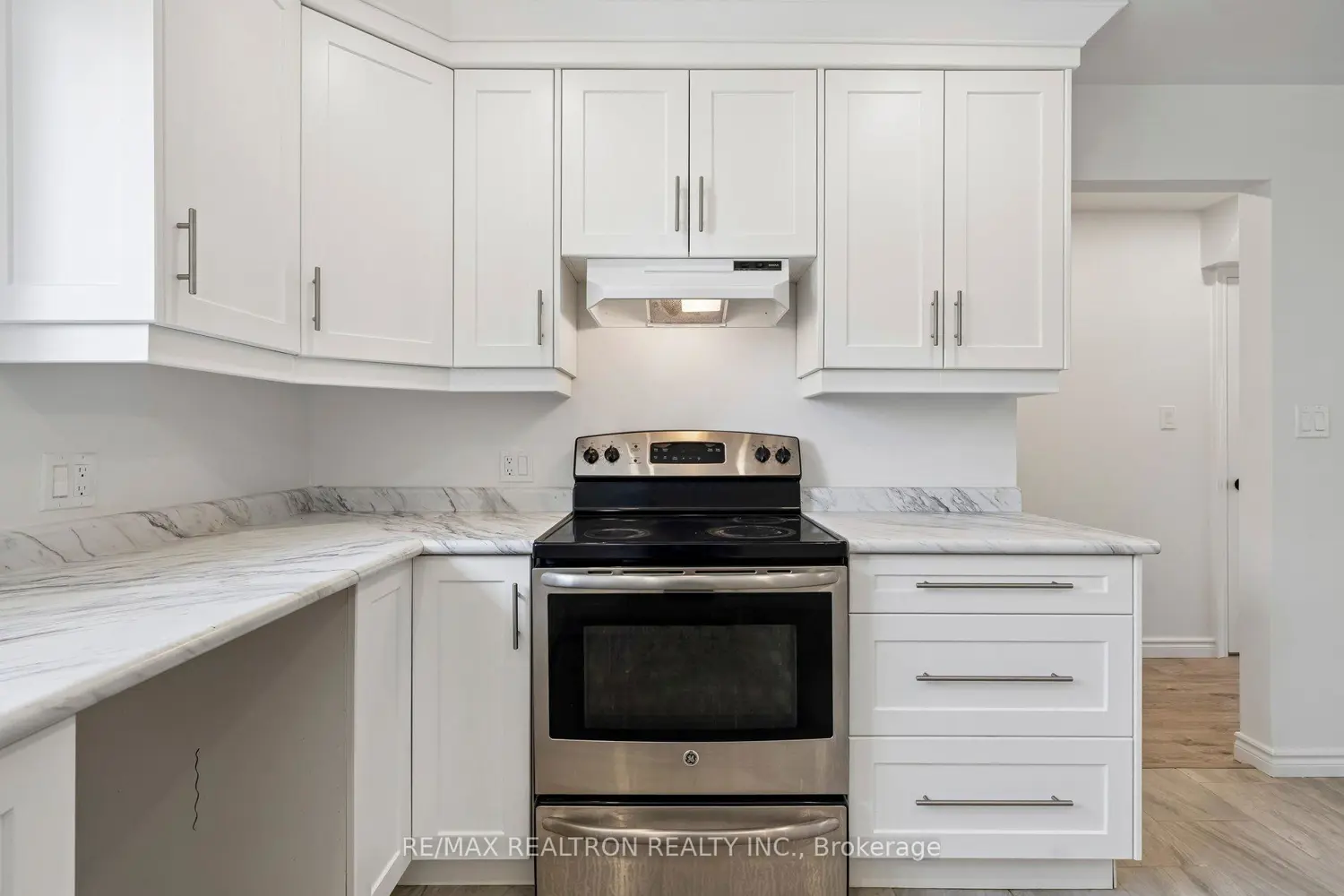 Additional image 8 of 342 Fernwood Avenue