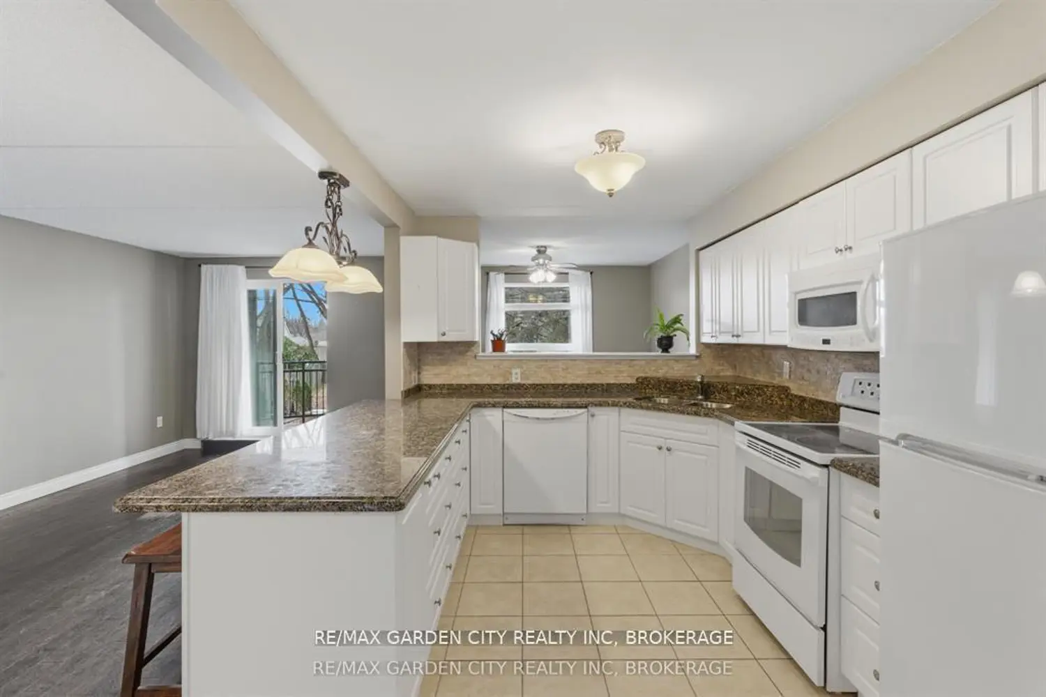 Additional image 2 of 4658 Drummond Road 230