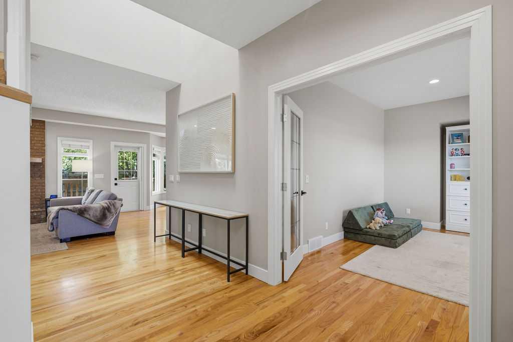 Additional image 6 of 2727 6 Street NE, Calgary, AB, T2E 8Y1