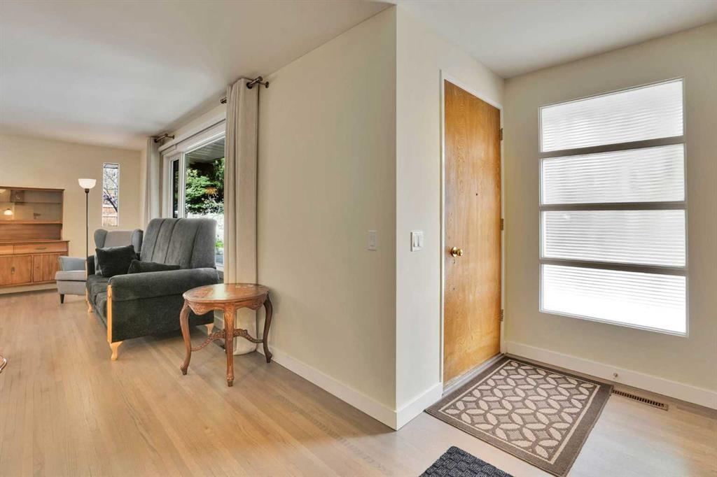 Additional image 3 of 2704 Chandler Road NW, Calgary, AB, T2L 1E5