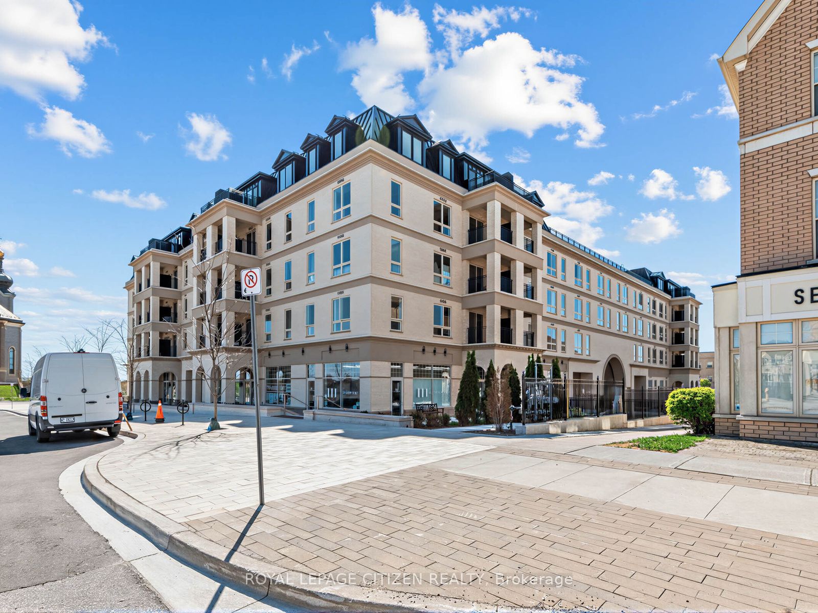 235-101 Cathedral High Street, Markham, ON, L6C 3L8