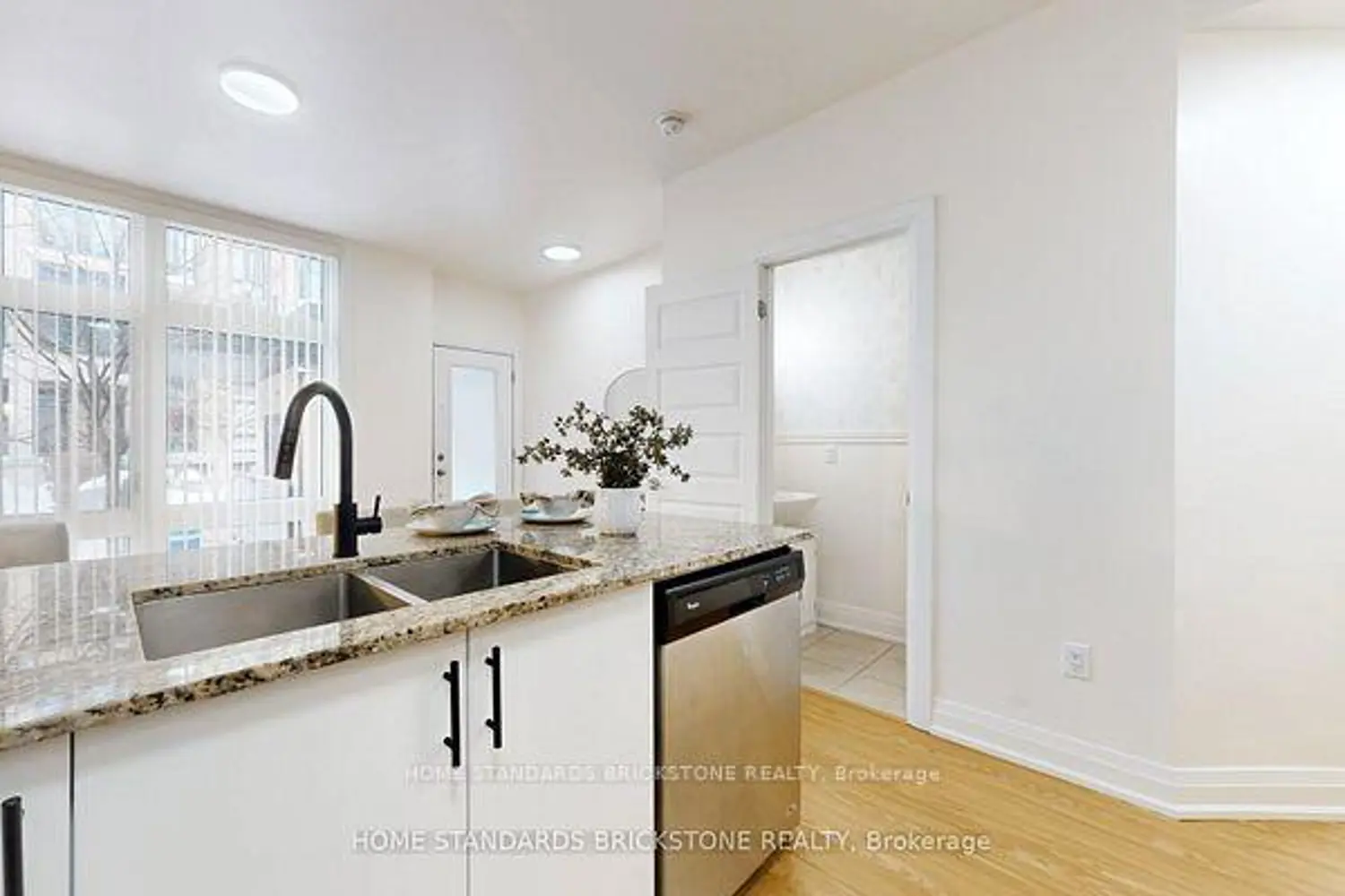 Additional image 9 of 19 Eldora Avenue 53