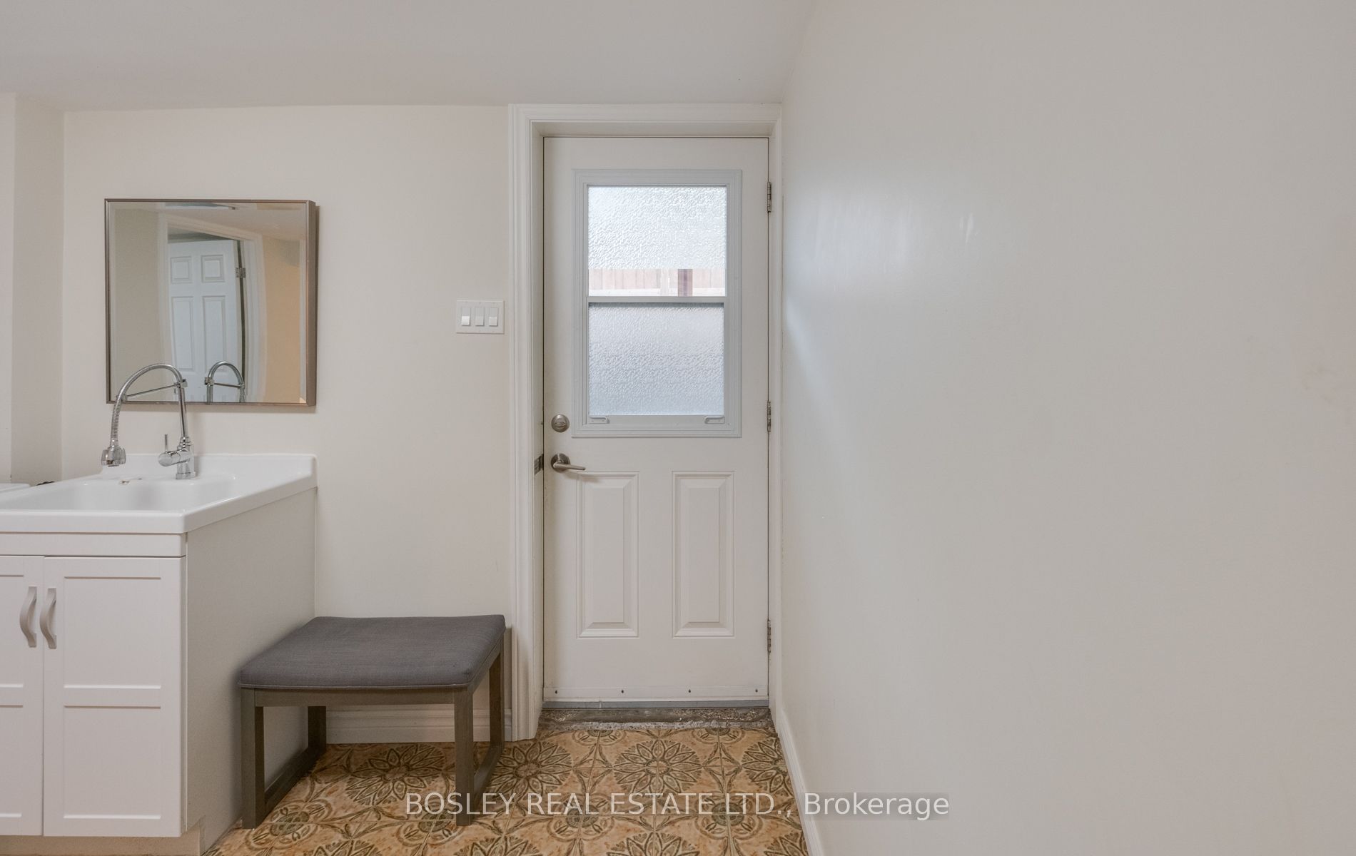 Additional image 3 of Basement-45 Rusholme Pk Crescent, Toronto, ON, M6J 2E1