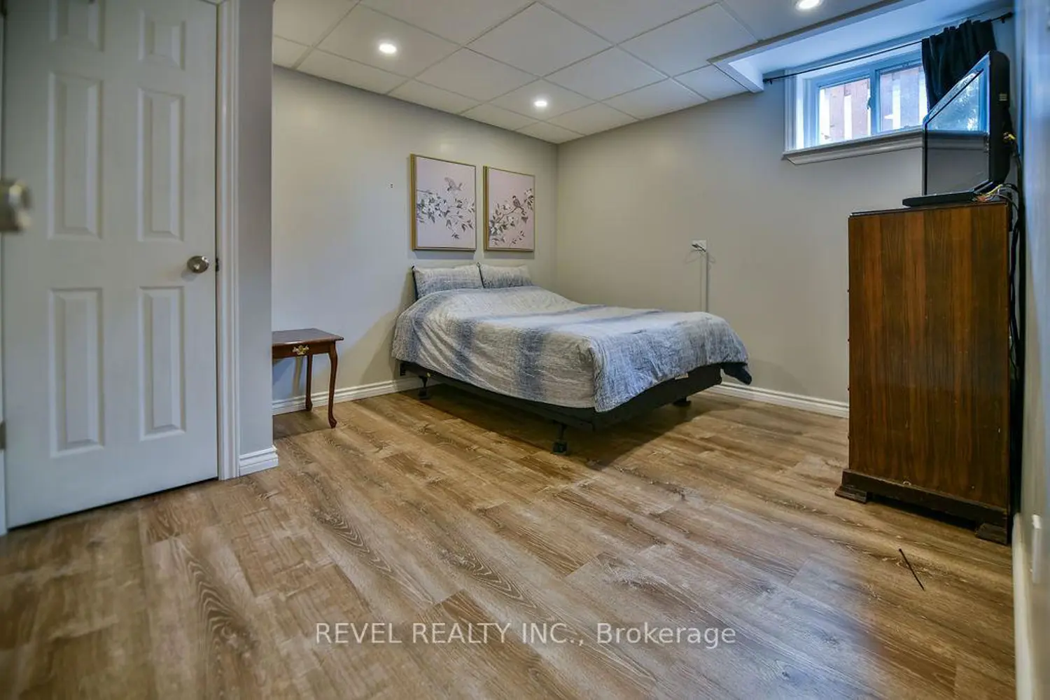 Additional image 13 of 100 Brock Avenue