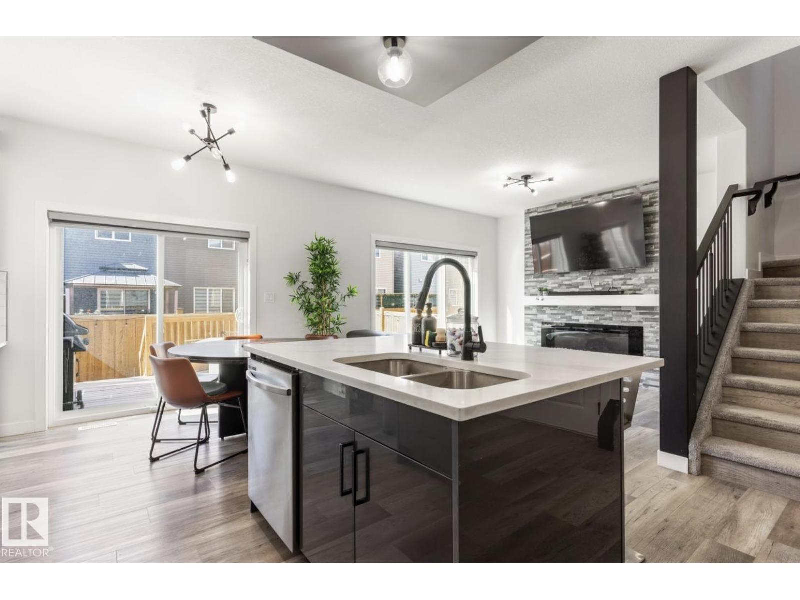 Additional image 6 of 19703 29 Avenue NW, Edmonton, AB, T6M1M2