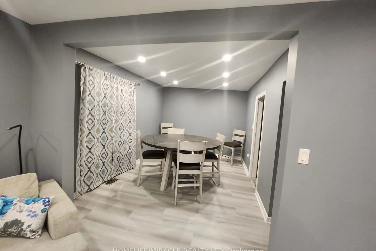 141 Park Avenue 143 photo 4