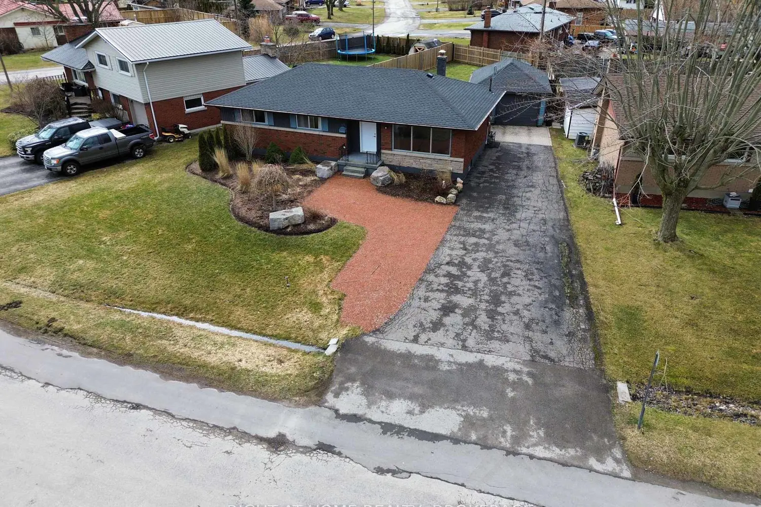 Additional image 3 of 105 Glenwood Parkway