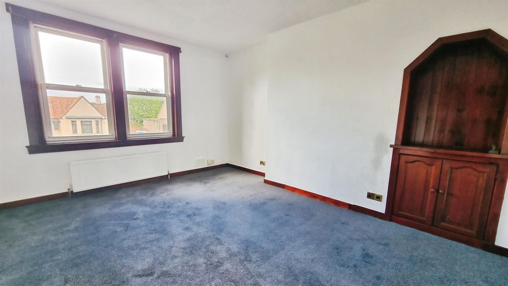 Additional image 4 of 2 bed flat to rent78 Den Walk, Methil, Fife KY8