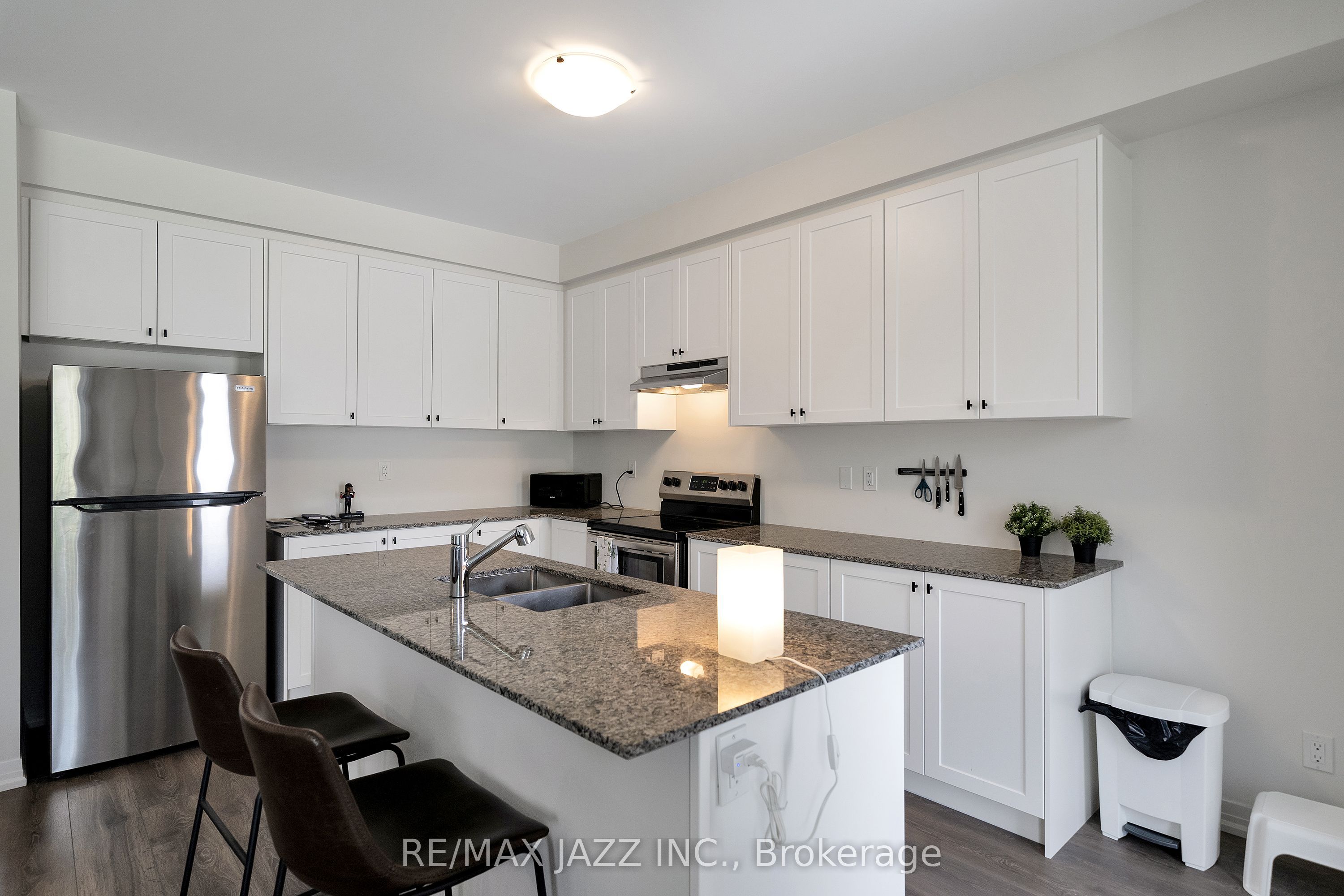 Additional image 6 of 16 Klein Way, Whitby, ON, L1R 0S6