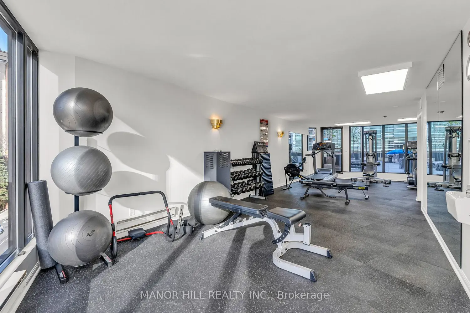 Additional image 16 of 1331 Bay Street 803