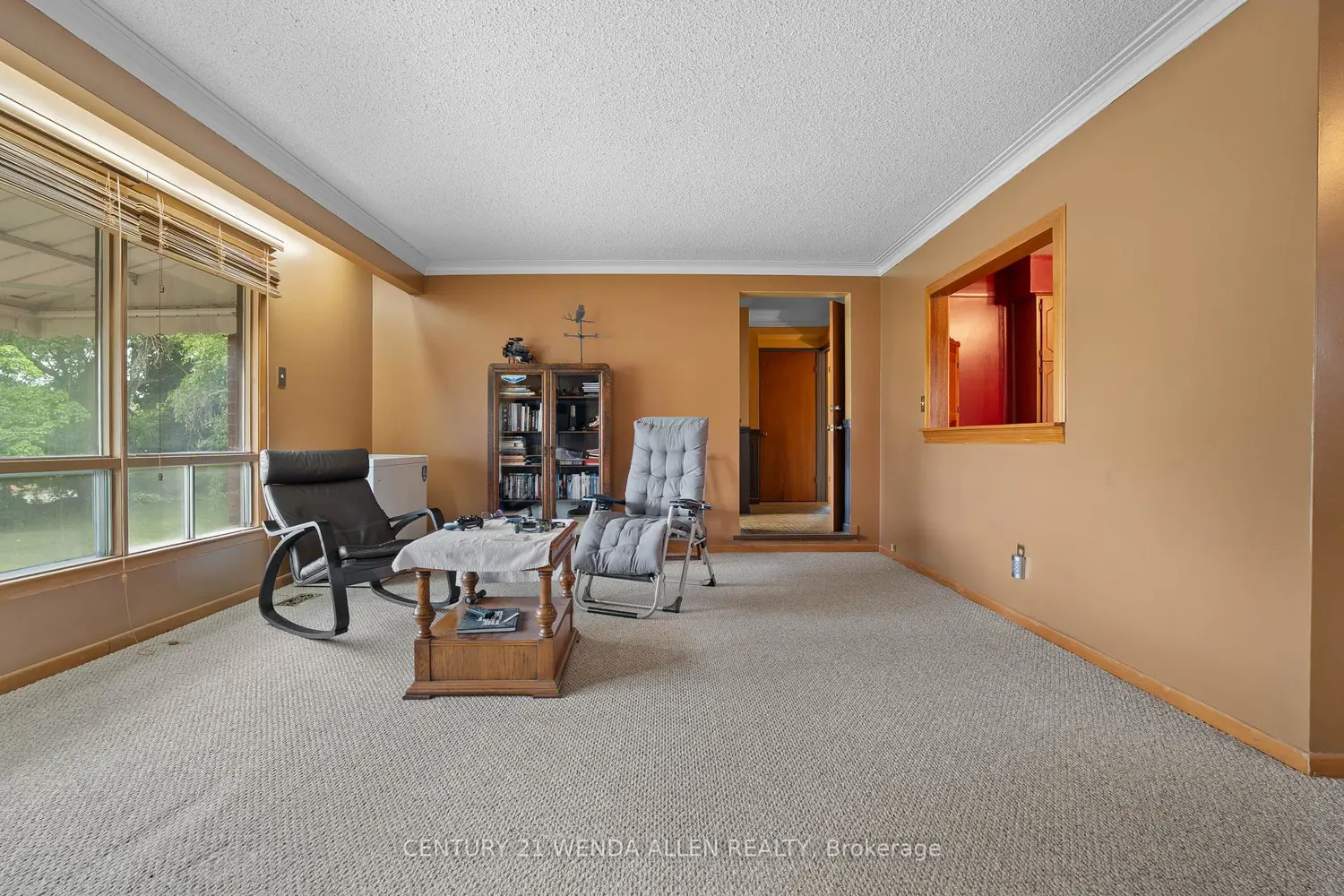 Additional image 3 of 1873 Woodview Avenue