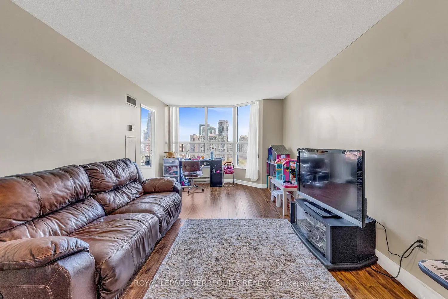 Additional image 8 of 250 Webb Drive 1512