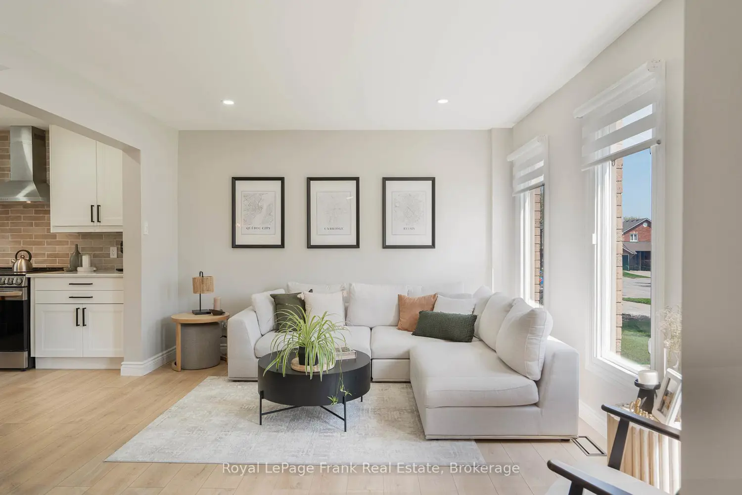 24 Mcguire Crescent photo 2