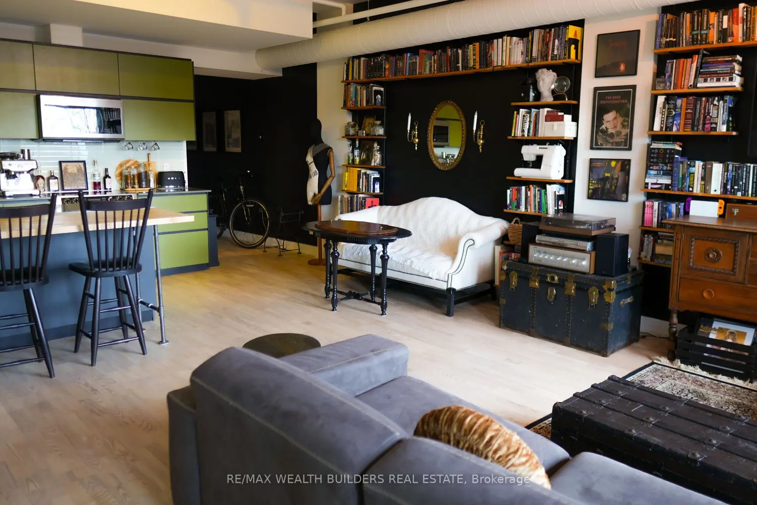 Additional image 7 of 152 Annette Street 210