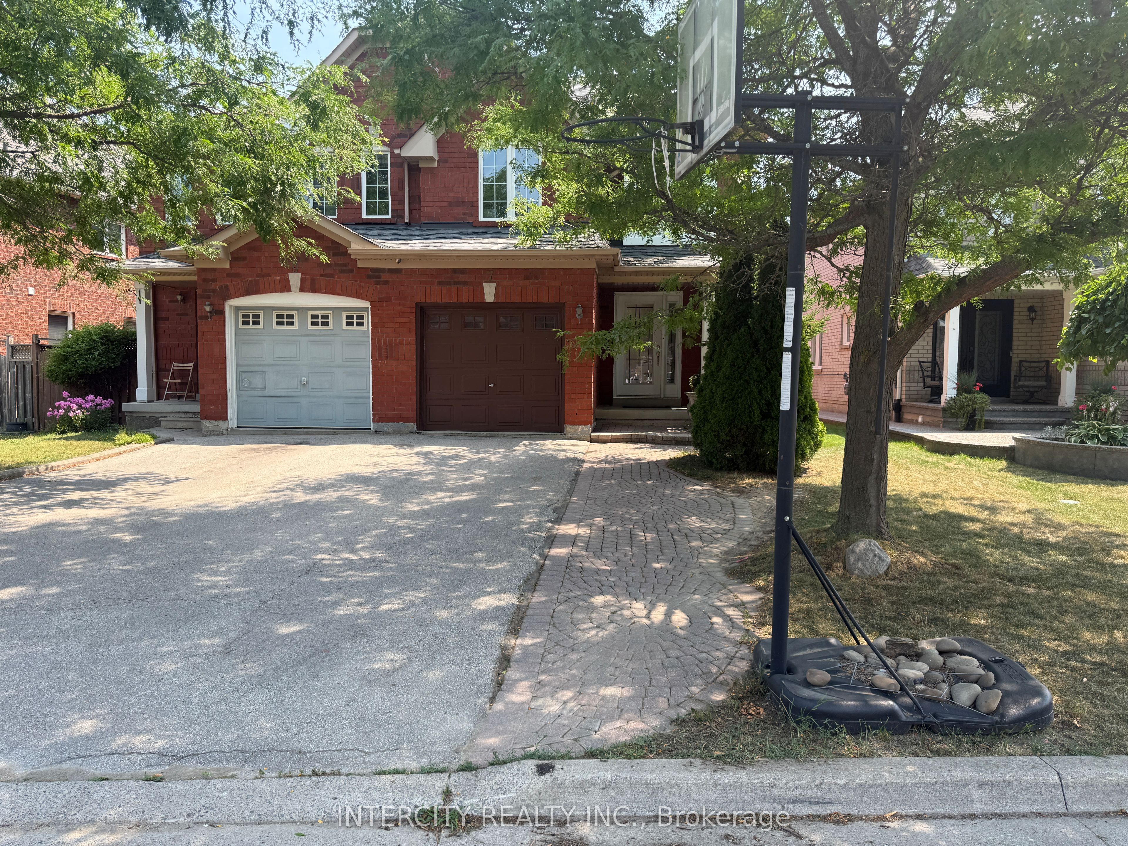 7 Love Run Road, Vaughan, ON, L6A 3M2