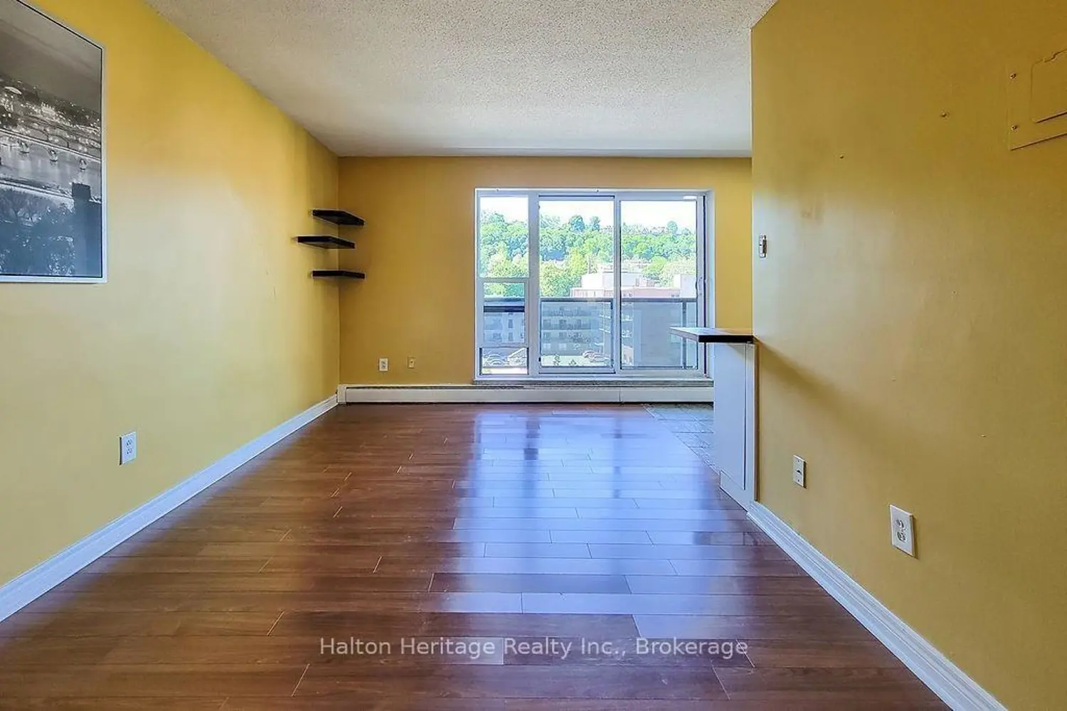 Additional image 7 of 81 Charlton Avenue 905