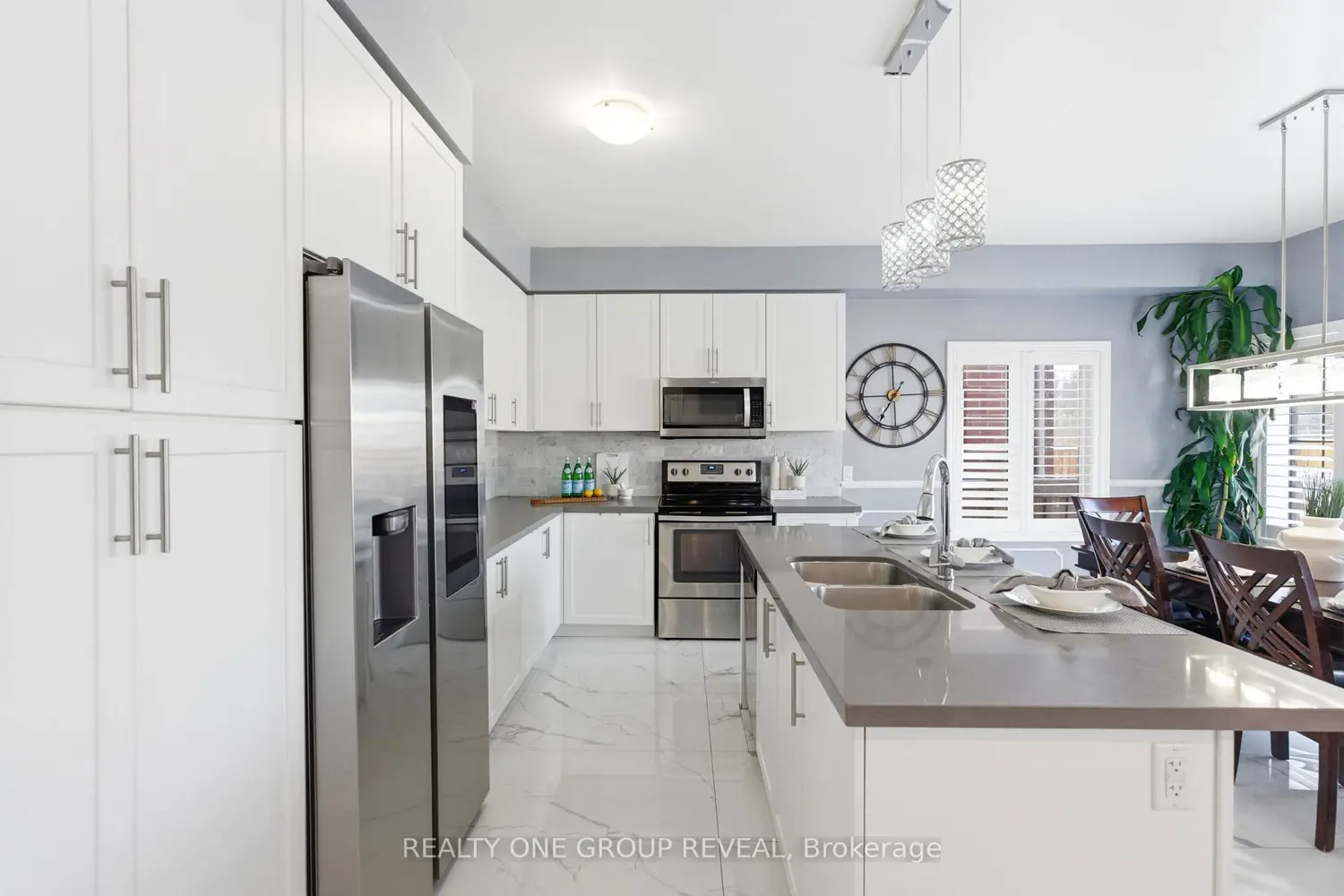 238 Crombie Street photo 3