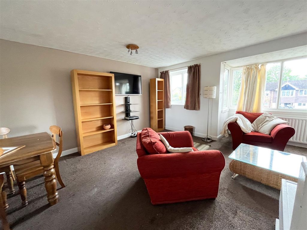 Additional image 5 of 3 bed property to rentLarchwood Drive, Wilmslow, Cheshire SK9