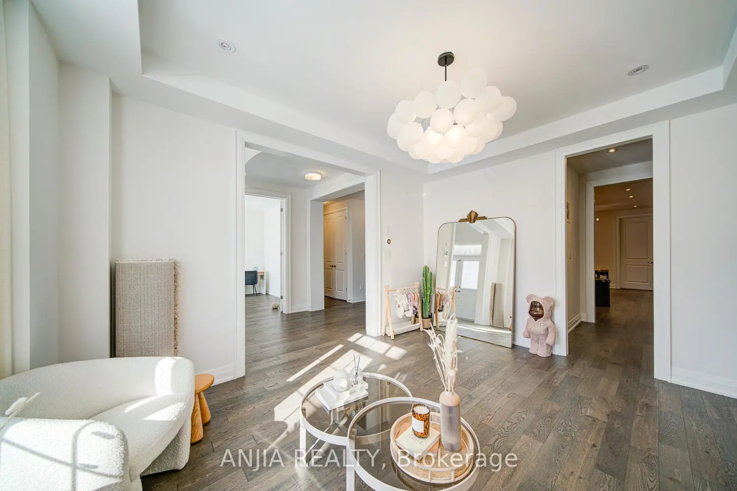 Additional image 8 of 5158 16Th Avenue