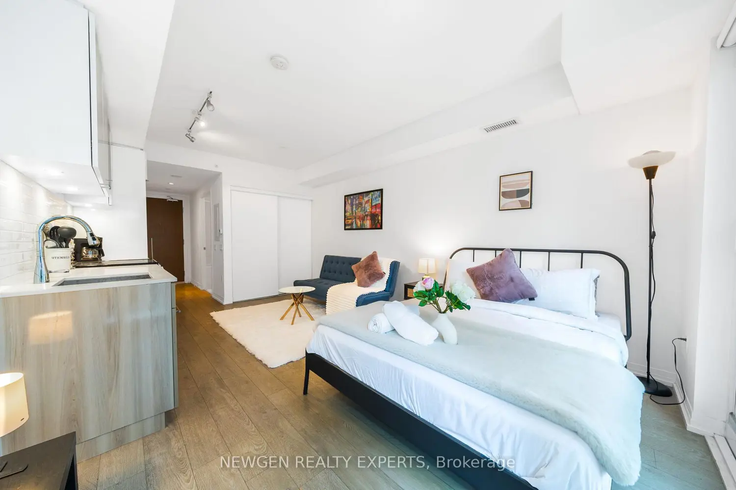 Additional image 8 of 251 Jarvis Street 1624
