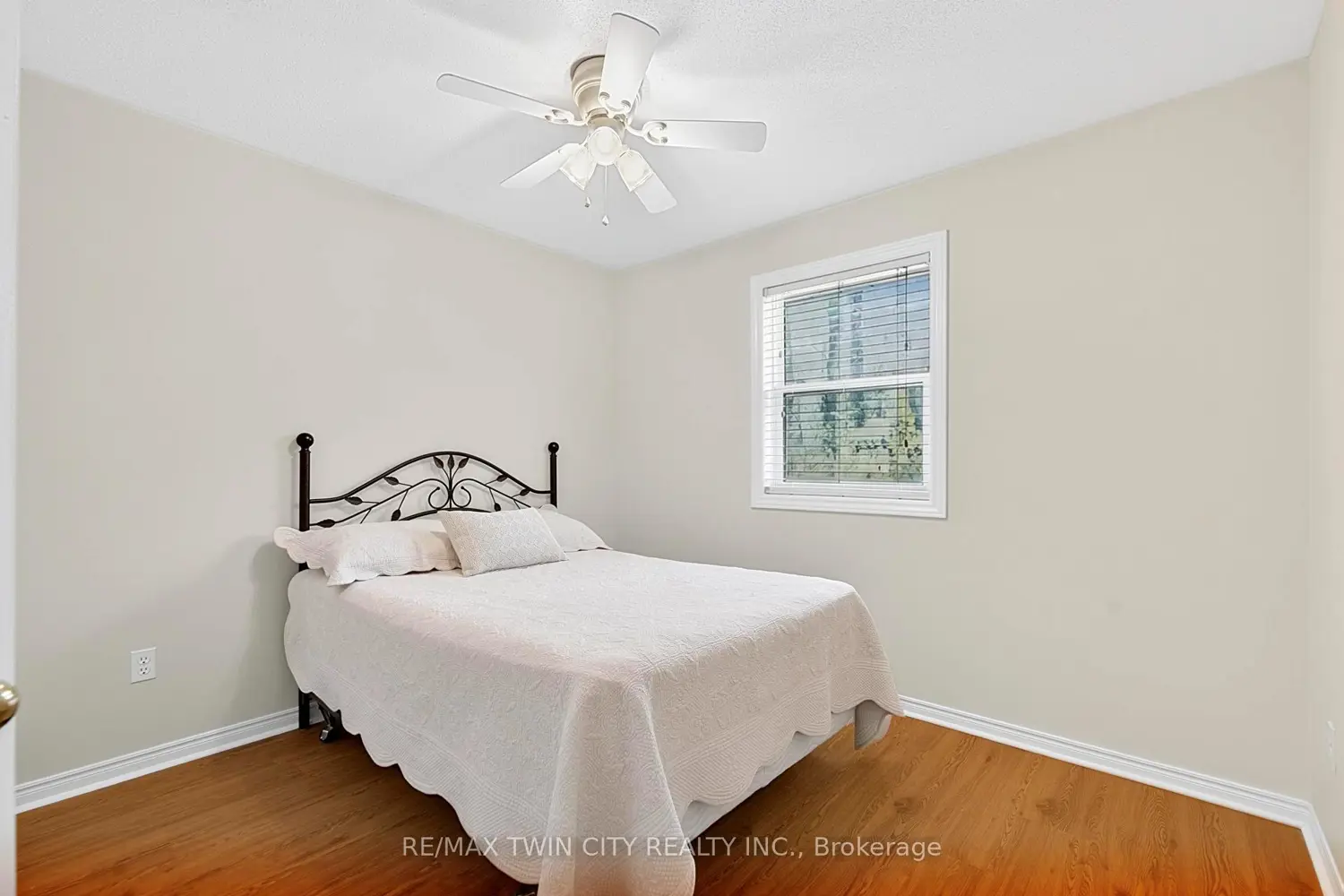 Additional image 8 of 10325 Grand Oaks Drive