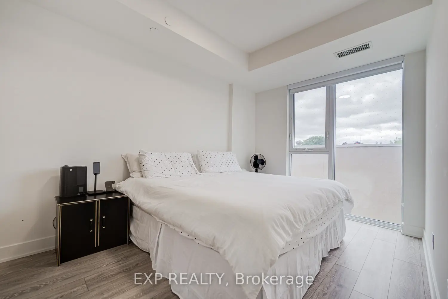 Additional image 6 of 1285 Queen Street 211