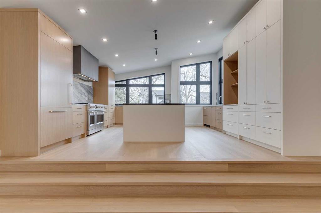 Additional image 6 of 3423 23 Street NW, Calgary, AB, T3L 0T8