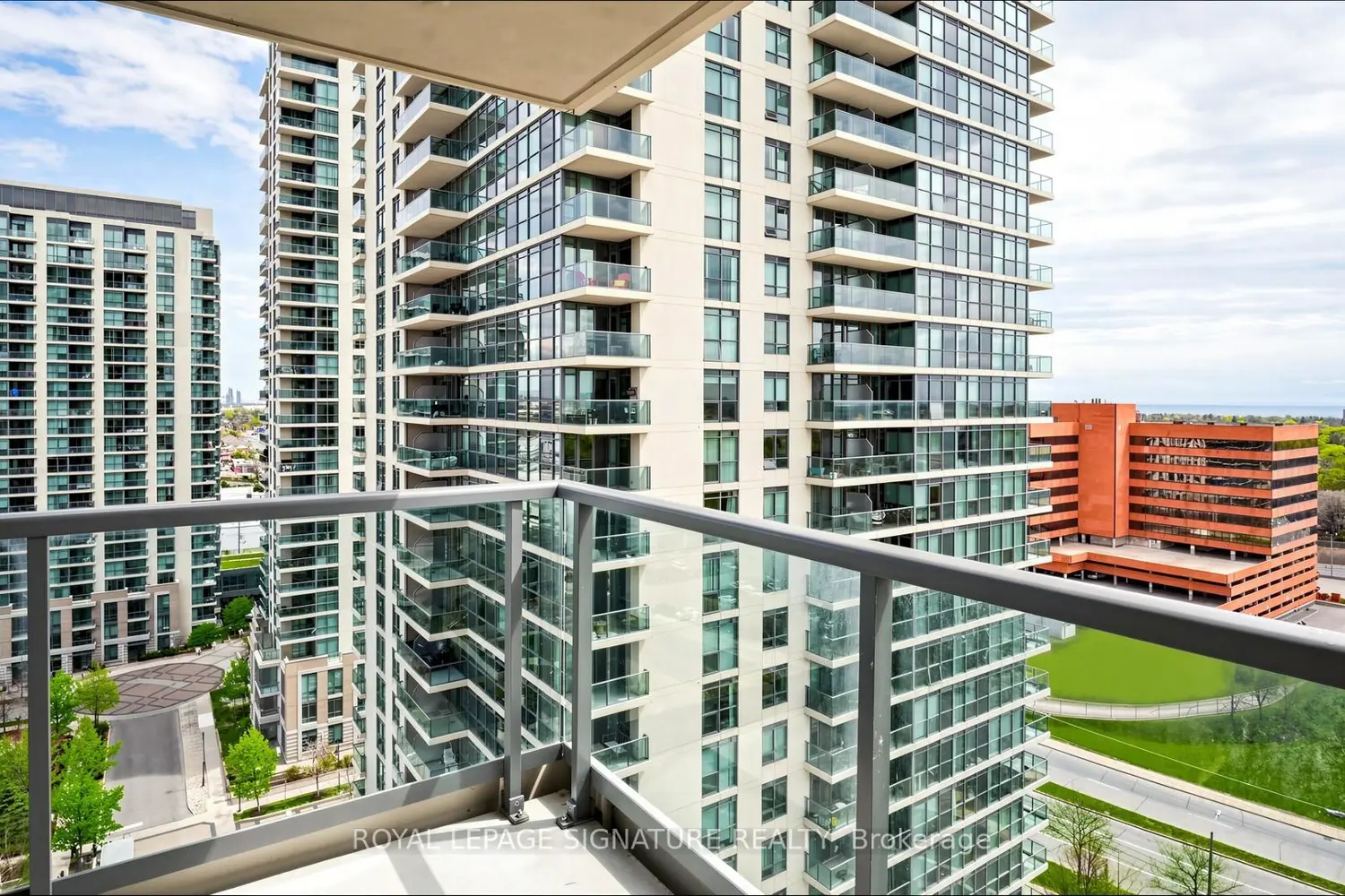 Additional image 15 of 235 Sherway Gardens Road 1603