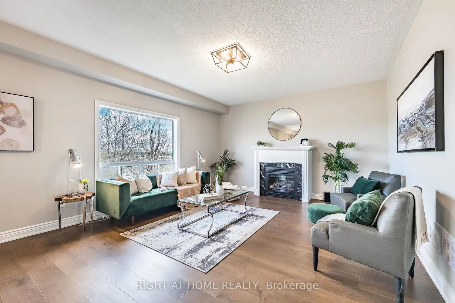 Additional image 8 of 940 O'reilly Crescent
