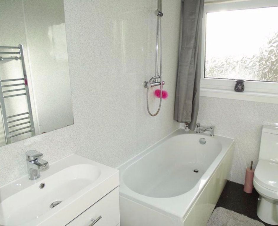 Additional image 3 of 2 bed flat to rentGean Road, Alloa FK10