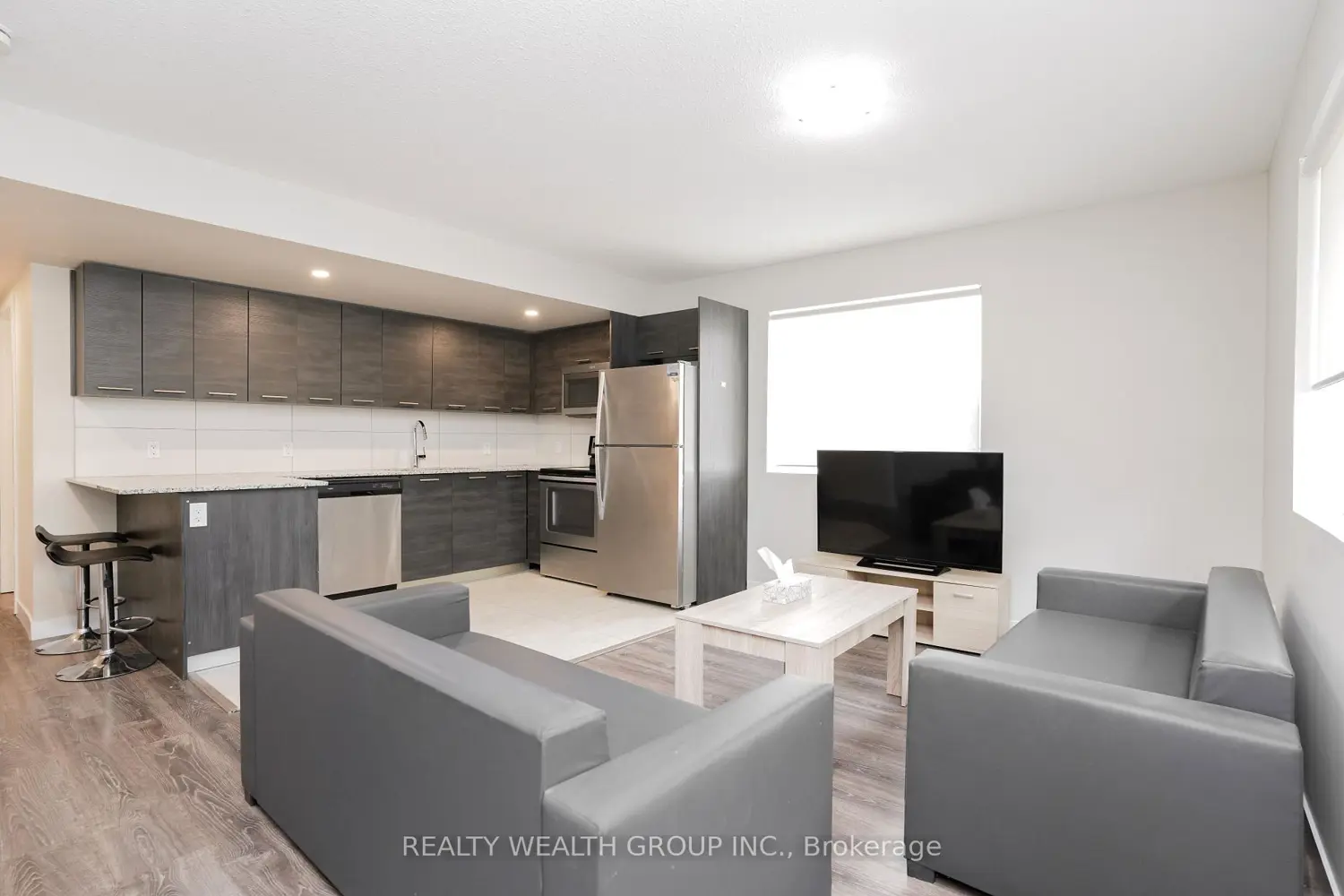 288 Albert Street 113 photo 2