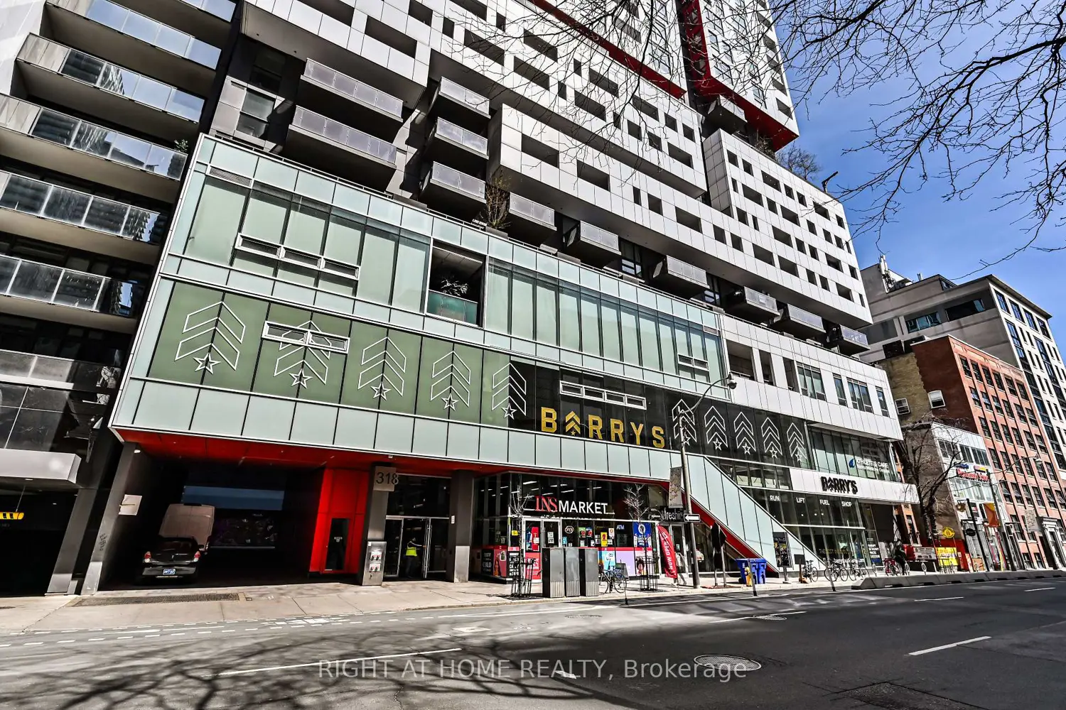 318 Richmond Street 3506