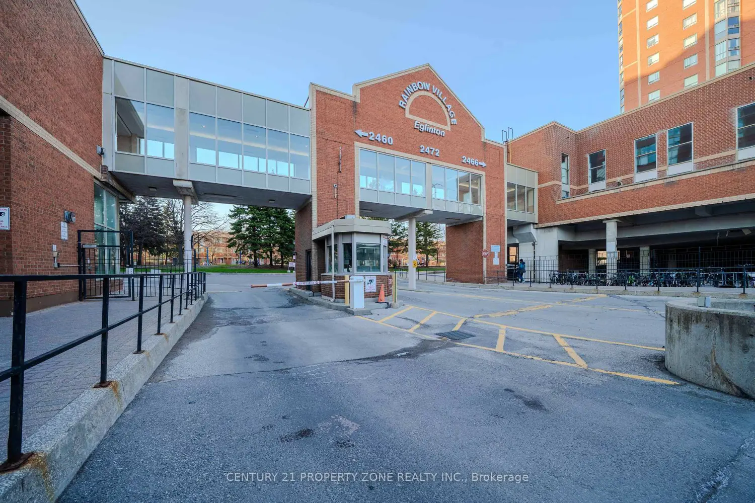 Additional image 19 of 2466 Eglinton Avenue Ph03