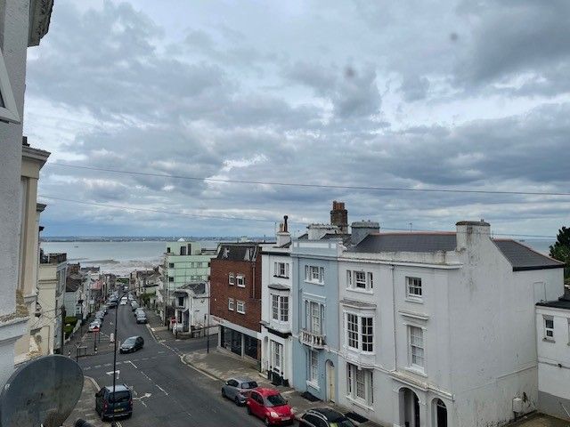 Additional image 2 of 1 bed flat to rentGeorge Street, Ryde PO33