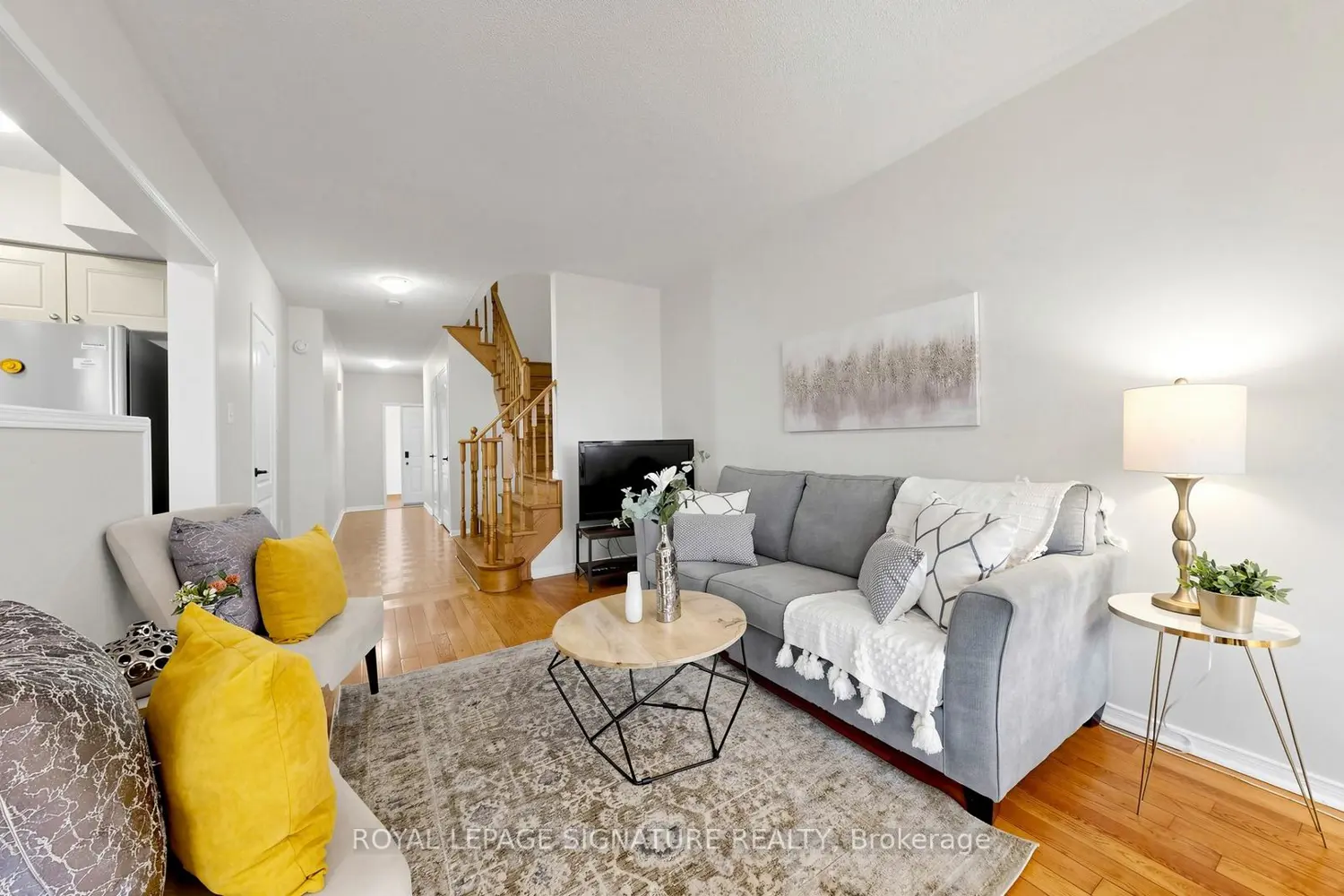 6086 Windfleet Crescent