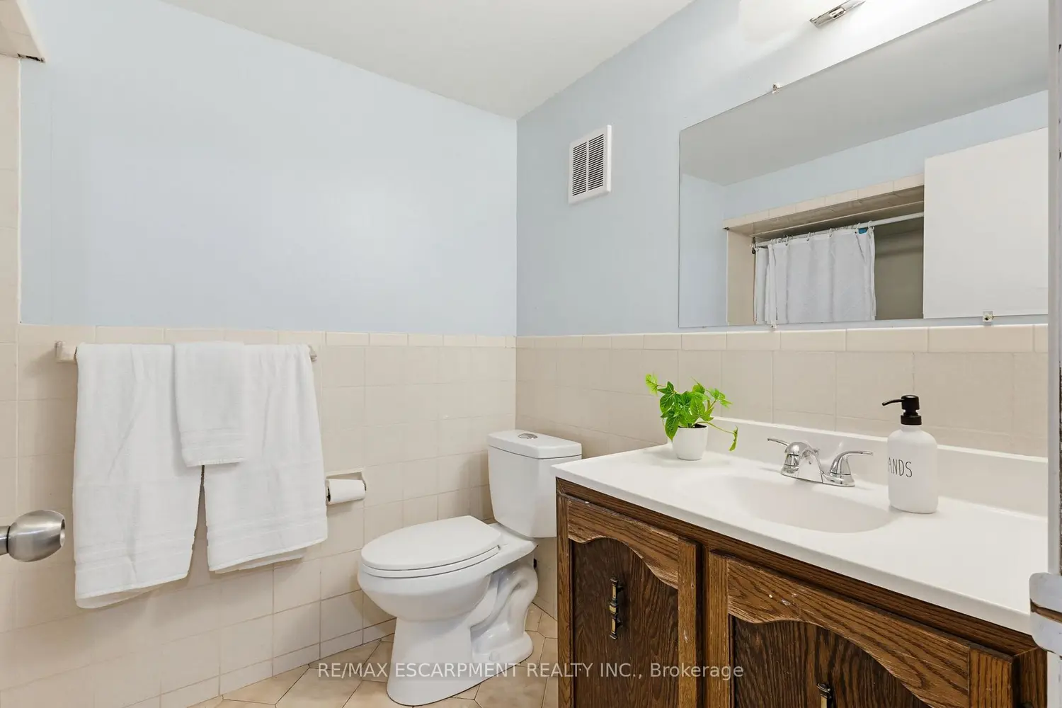 Additional image 11 of 55 Yarmouth Court