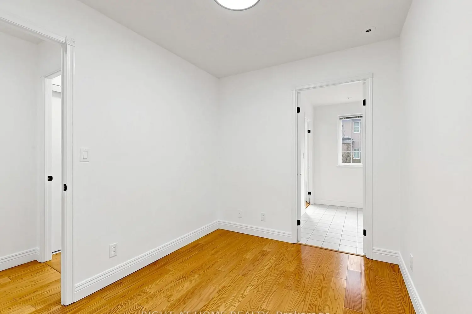 Additional image 15 of 28 Sommerset Way 1520