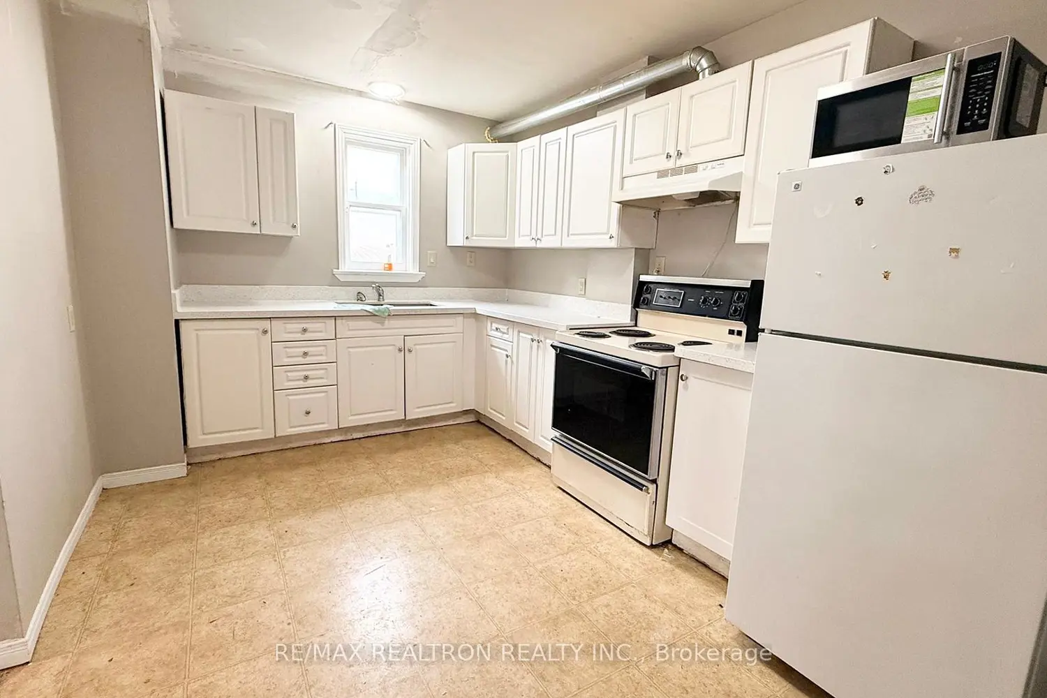 Additional image 5 of 38 Lafayette Avenue