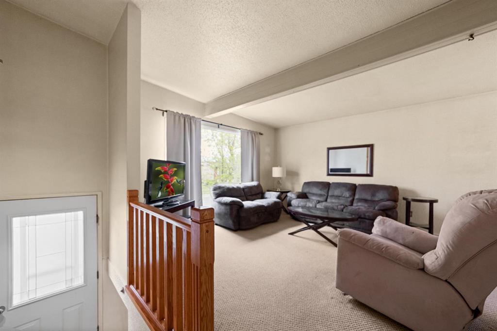 Additional image 4 of 6614 44b Avenue, Camrose, AB, T4V 2V5