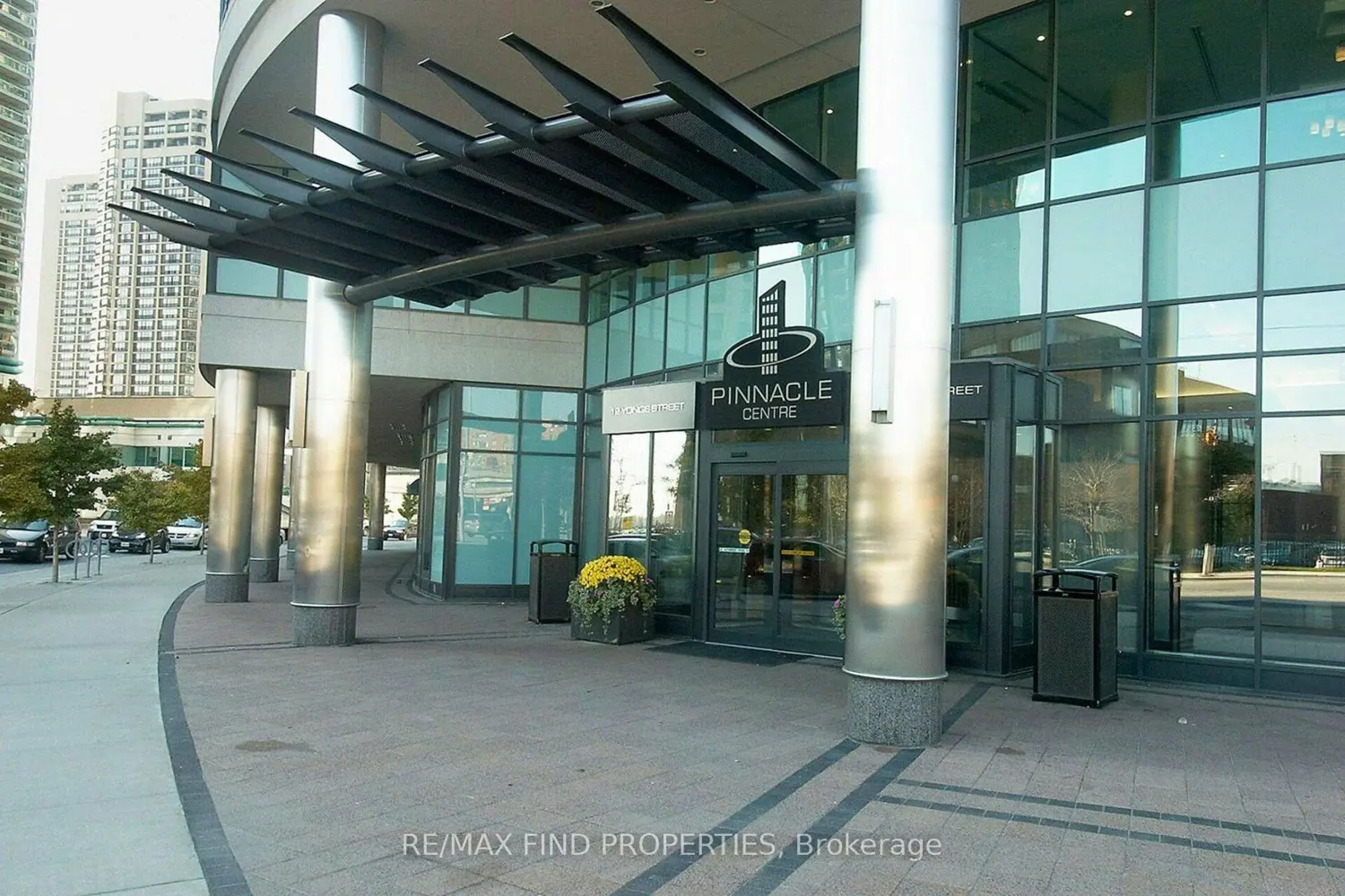 Additional image 3 of 12 Yonge Street 1505
