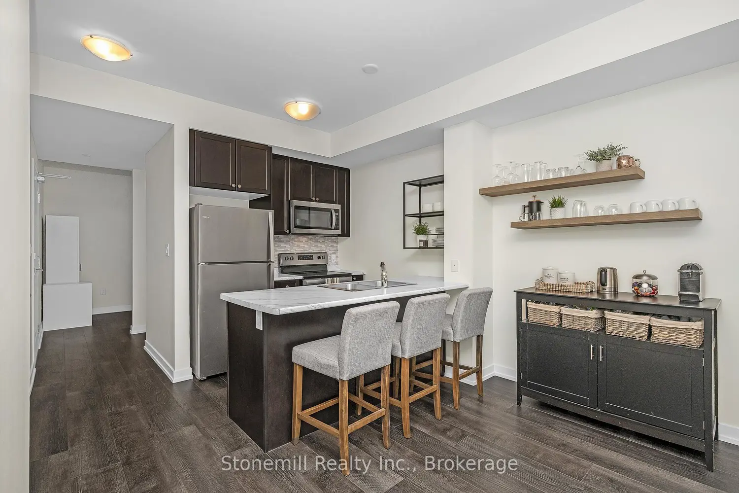 Additional image 4 of 450 Dundas Street 701