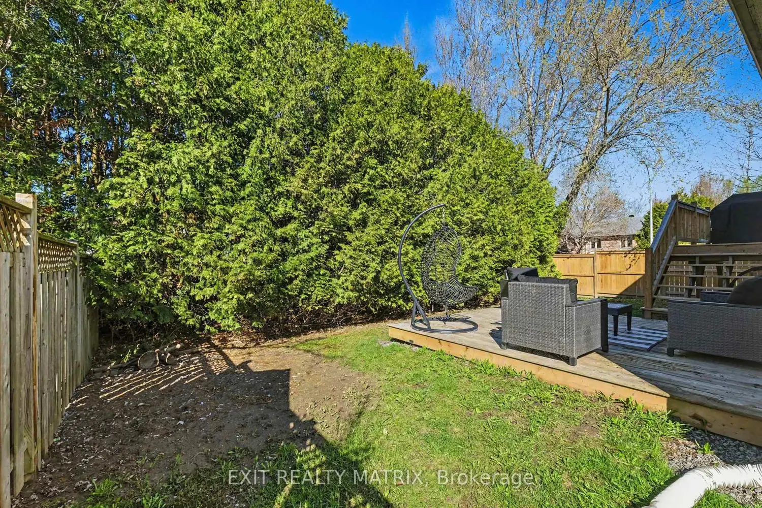 Additional image 18 of 403 Centenaire Street