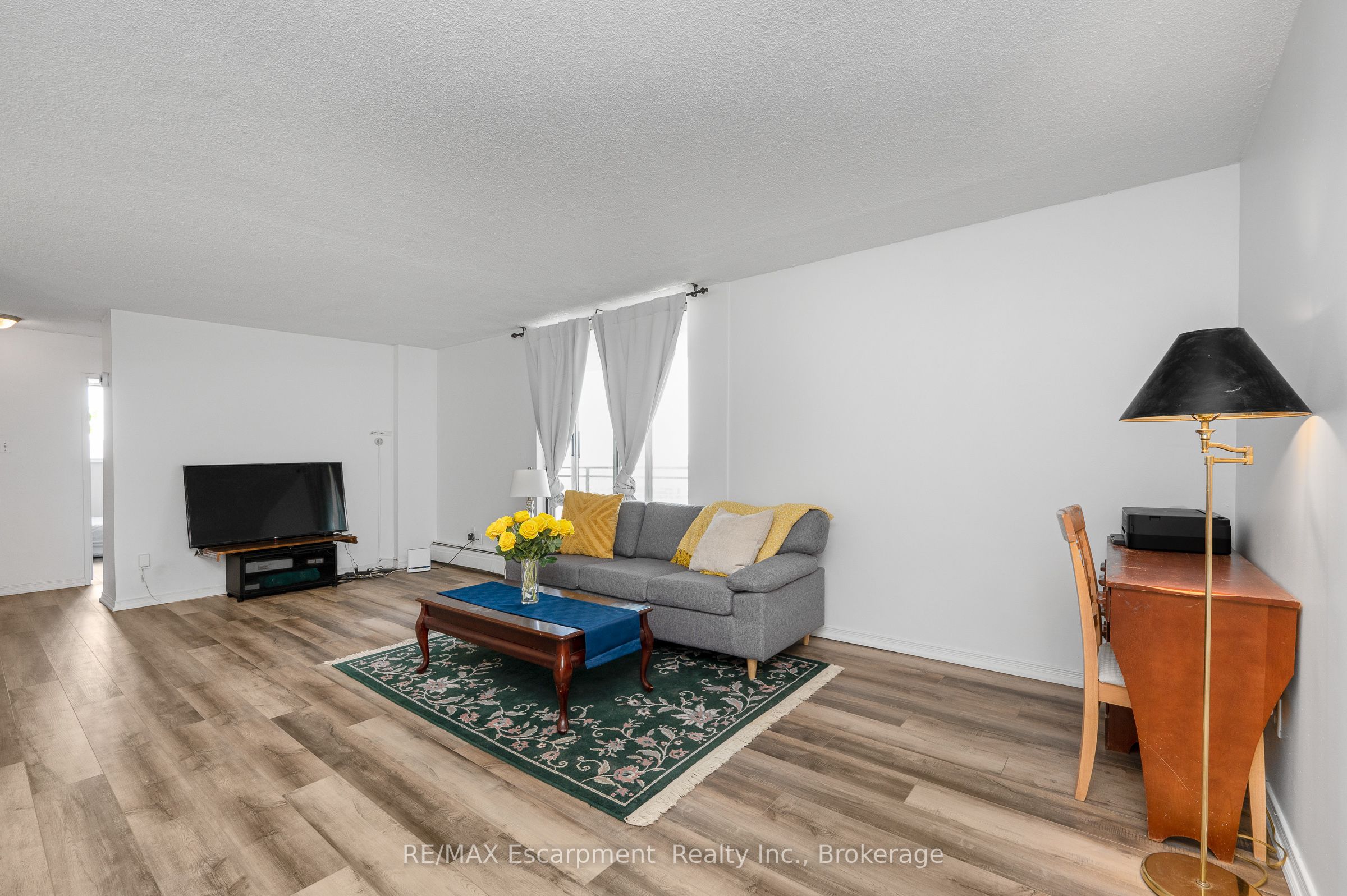 Additional image 5 of 1501-975 Warwick Court, Burlington, ON, L7T 3Z7