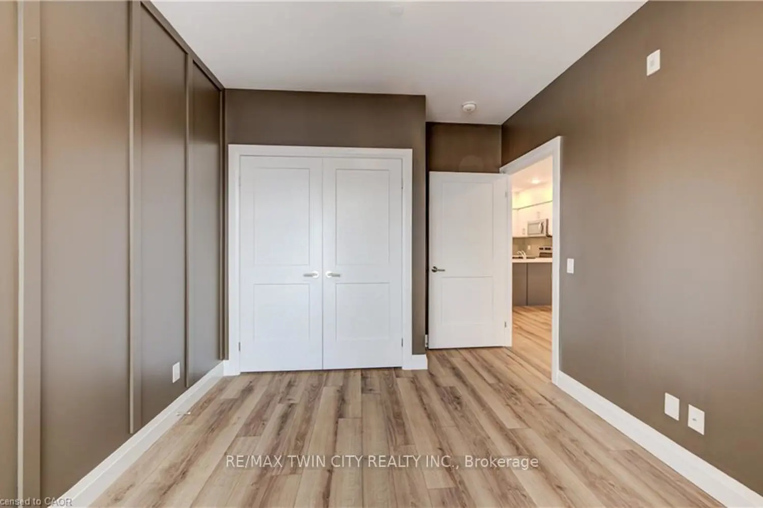 Additional image 9 of 399 Queen Street 317