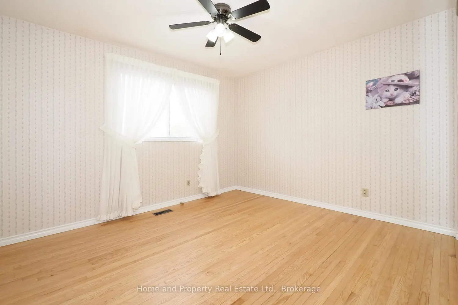 Additional image 10 of 76 Cloverdale Crescent