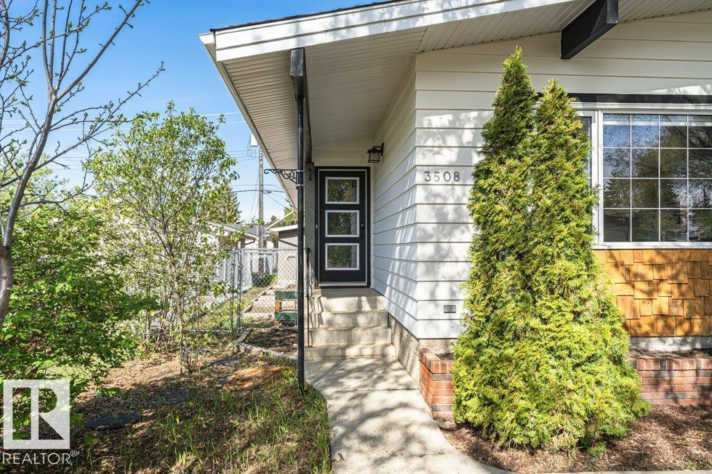 Additional image 2 of 3508 113b Street NW, Edmonton, AB, T6J1L5